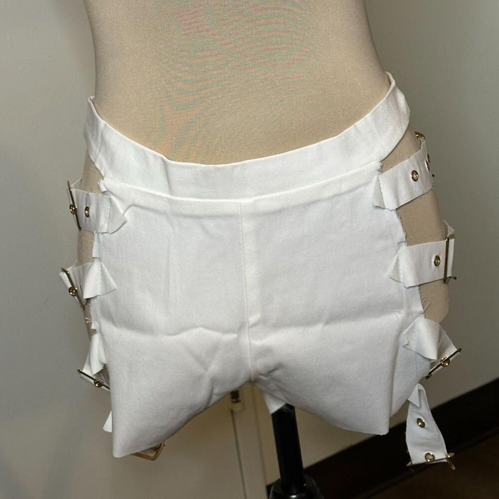 Source-unknown Women's White Shorts